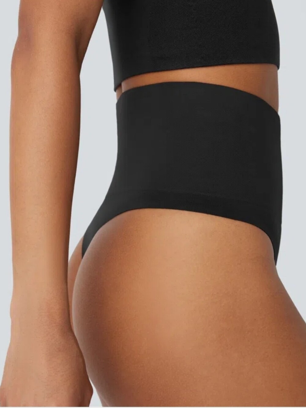 Halara OneForm Seamless Flow High Waisted Tummy Control Shapewear Thong Medium - Picture 2 of 7